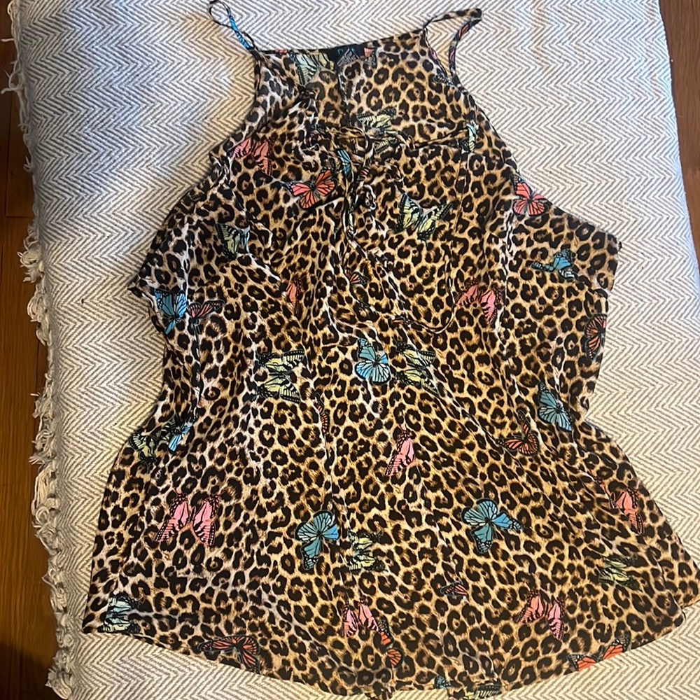 Rue21 Leopard/Butterfly Flowy Tank